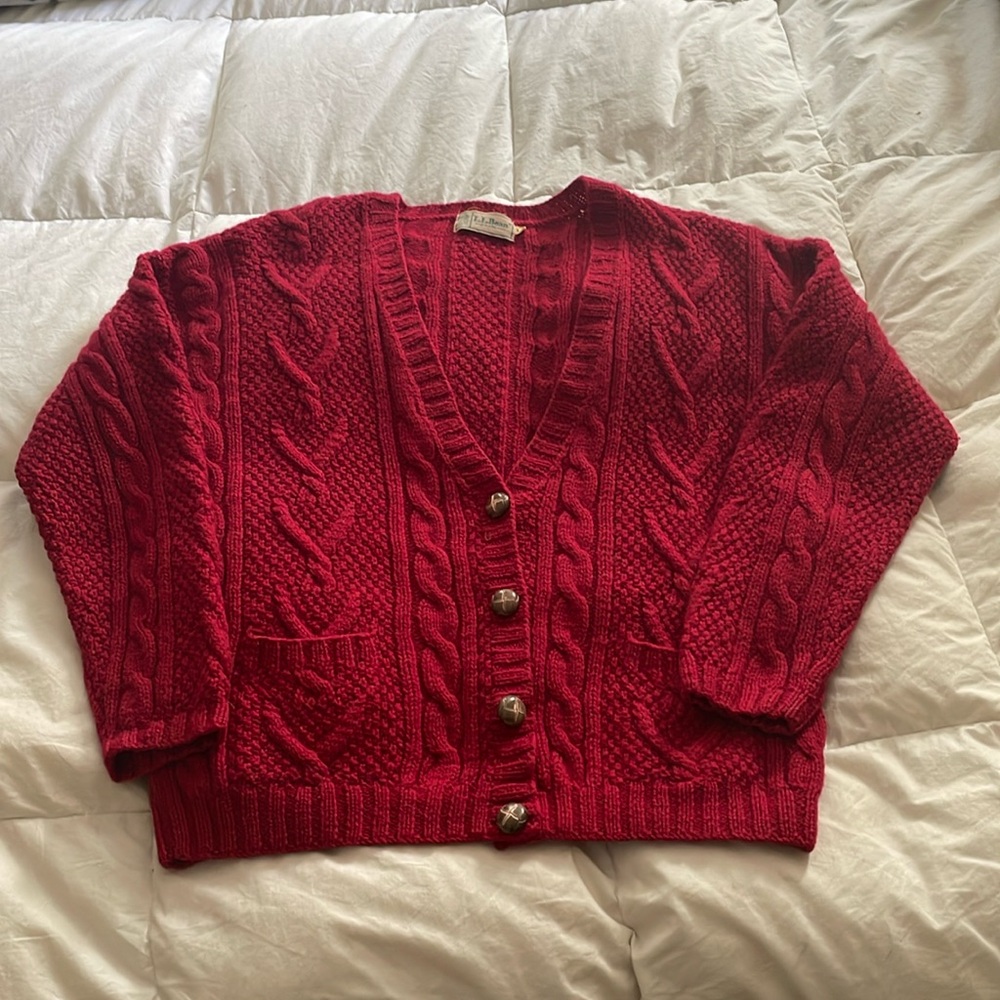 L.L. Bean Cable Knit Cardigan Red size L 100% wool